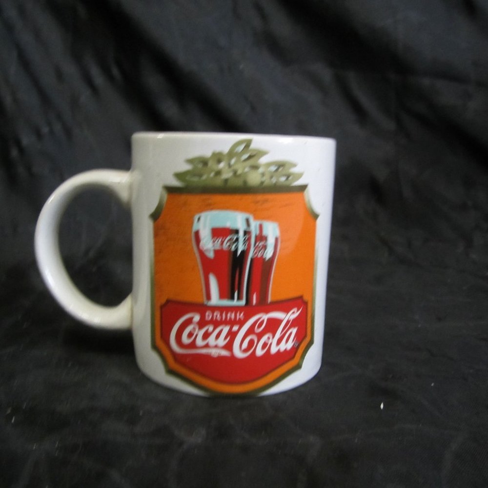 VTG 1996 COCA COLA COFFEE MUG BY GIBSON HOUSEWARES, CERAMIC MUG